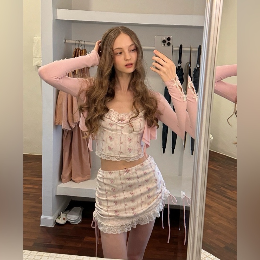 SOLD lace made ballerina pink set